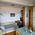 In With Sea View, Terrace, Air Conditioning, Wi-fi Apartmán