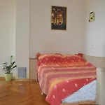 In With Sea View, Terrace, Air Conditioning, Wi-fi Apartmán