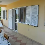 In With Sea View, Terrace, Air Conditioning, Wi-fi *