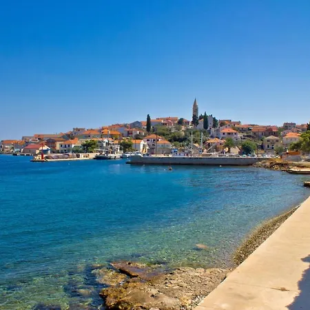 In With Sea View, Terrace, Air Conditioning, Wi-fi