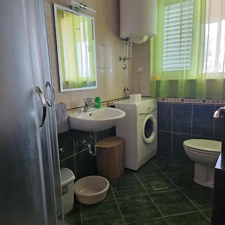 In With Sea View, Terrace, Air Conditioning, Wi-fi Apartmán *