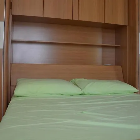 Apartmán In With Sea View, Terrace, Air Conditioning, Wi-fi Preko
