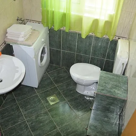 In With Sea View, Terrace, Air Conditioning, Wi-fi Apartmán *