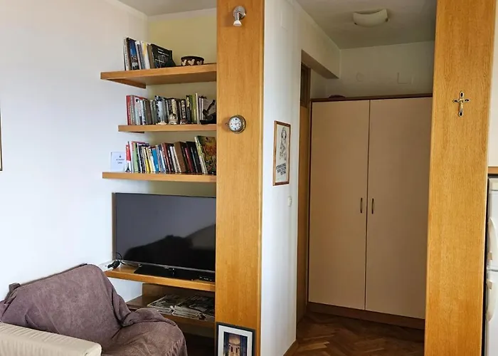 Apartman In With Sea View, Terrace, Air Conditioning, Wi-fi *